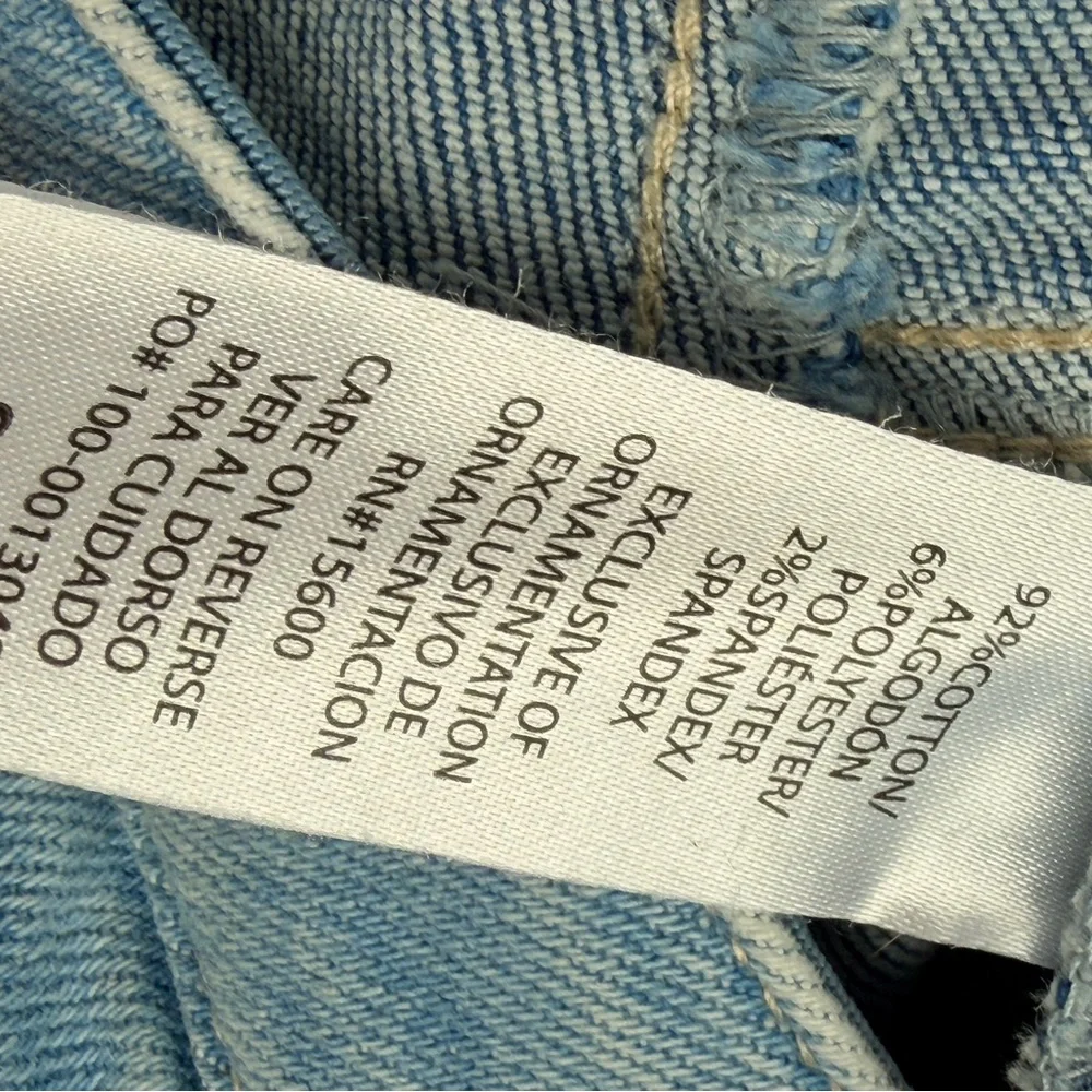 Democracy Two-Tone “Abs”olution Jeans - Picture 4 of 4